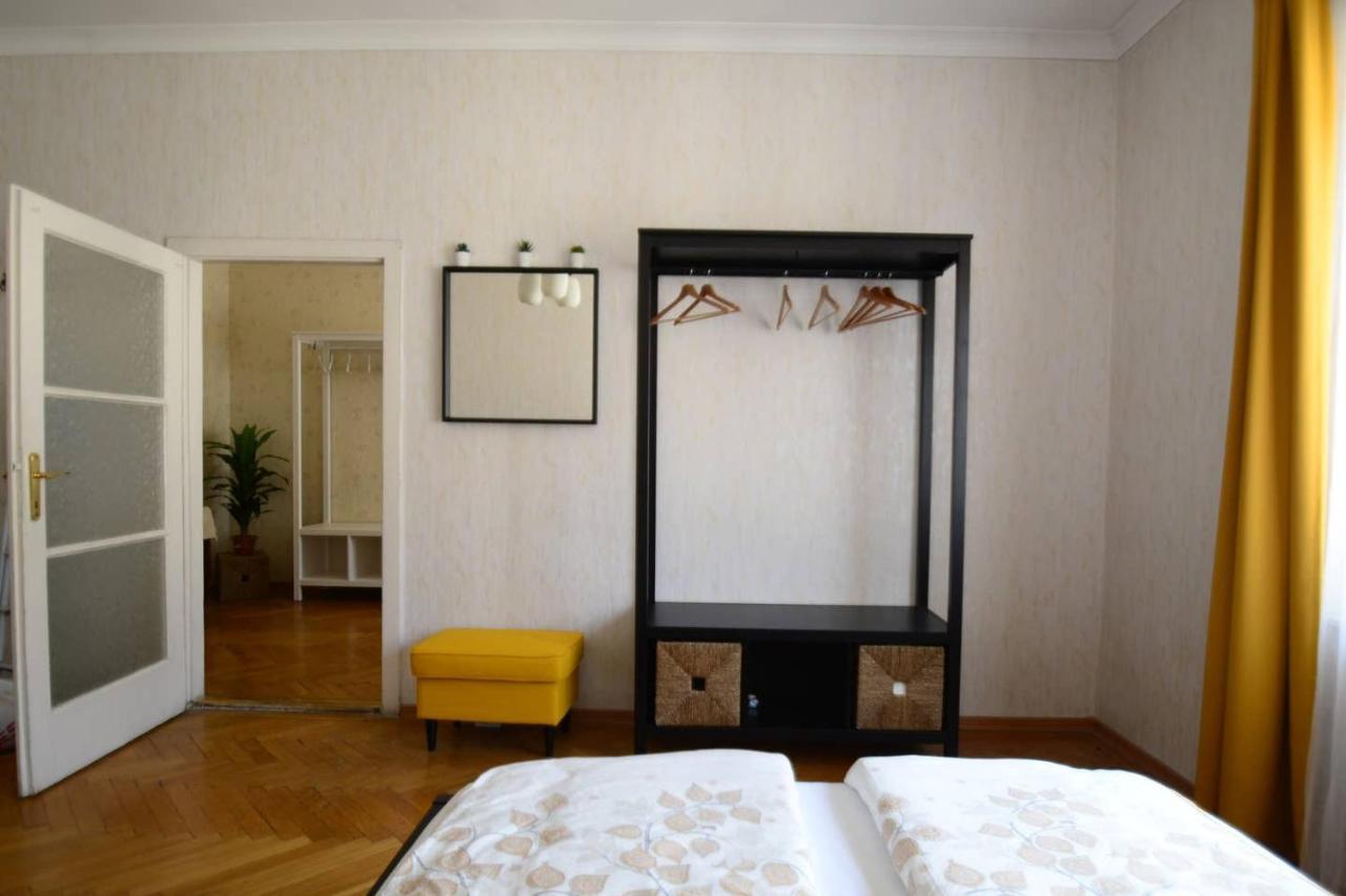 부다페스트 Lonyay Gellert View 2Br 아파트 외부 사진